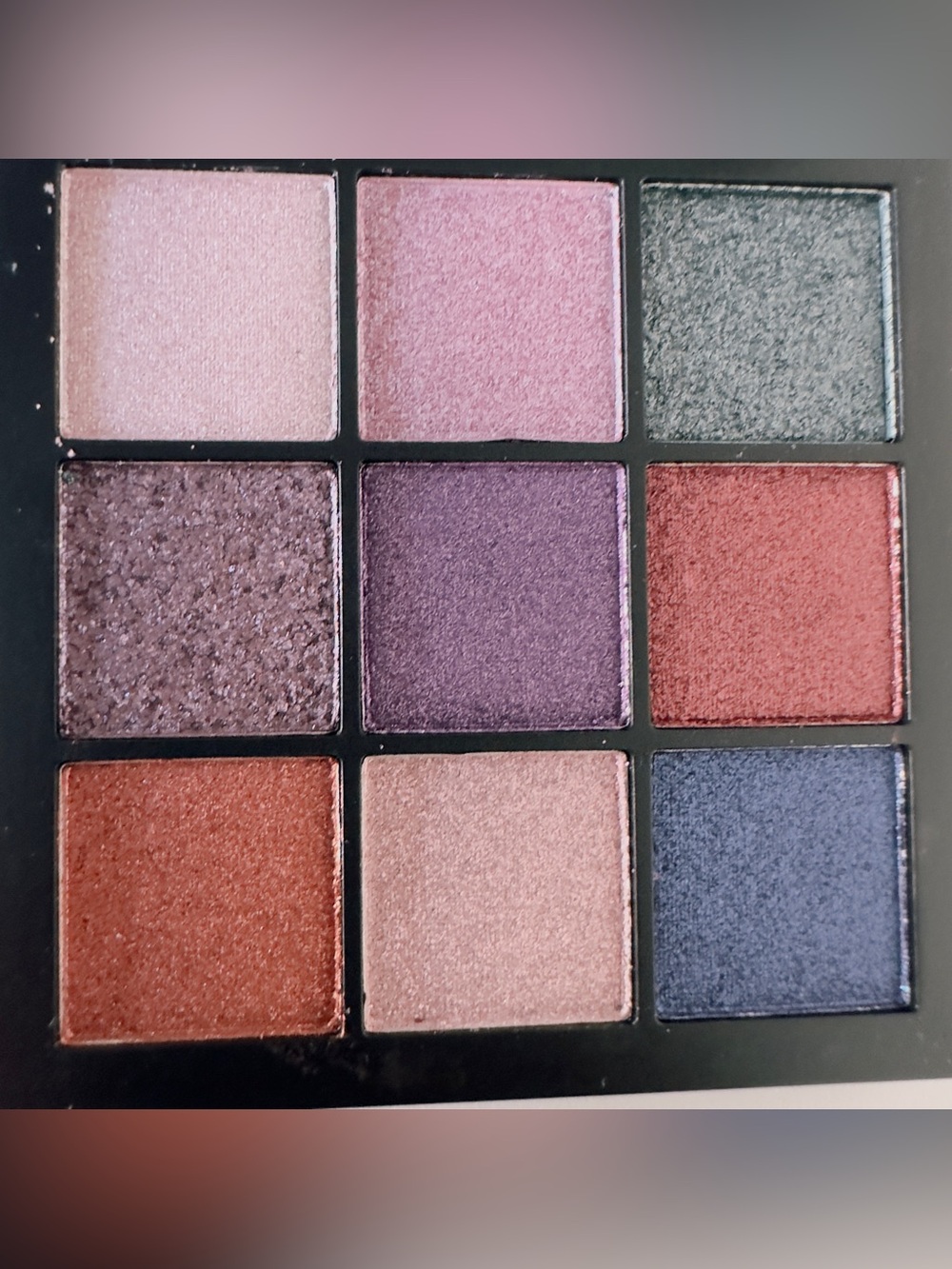 New Huda Beauty Gemstone Obsessions Eyeshadow Palette - Picture 4 of 7